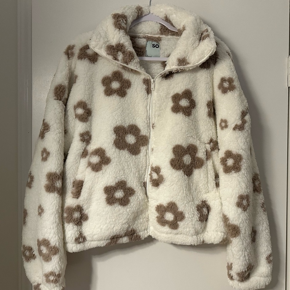SO creamy/tan daisy full zip fleece jacket size S